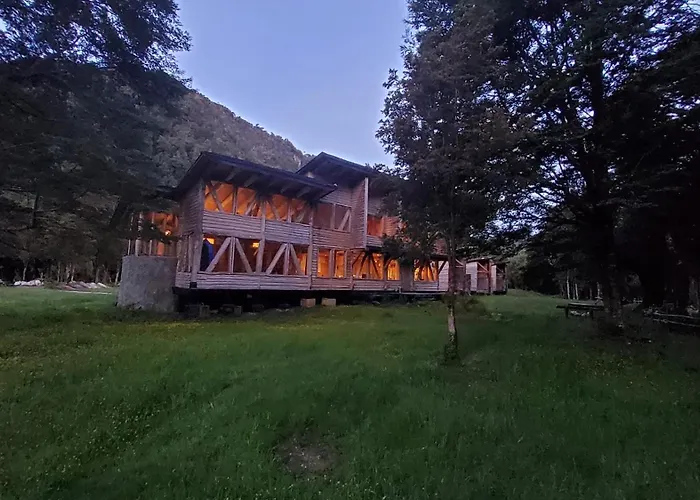 Refugio Salvatierra
